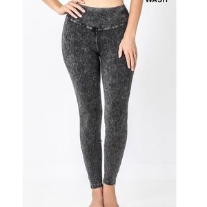 Zenana acid wash leggings